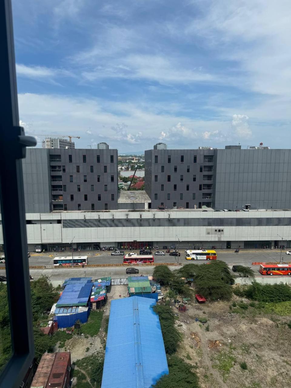 L Condotel Paranaque City Eksteriør billede
