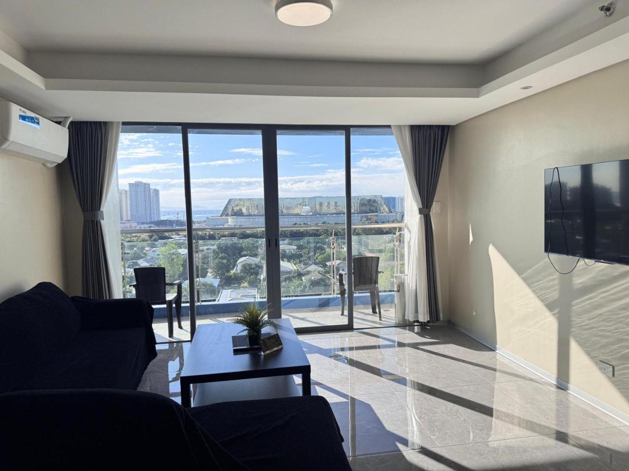 L Condotel Paranaque City Værelse billede