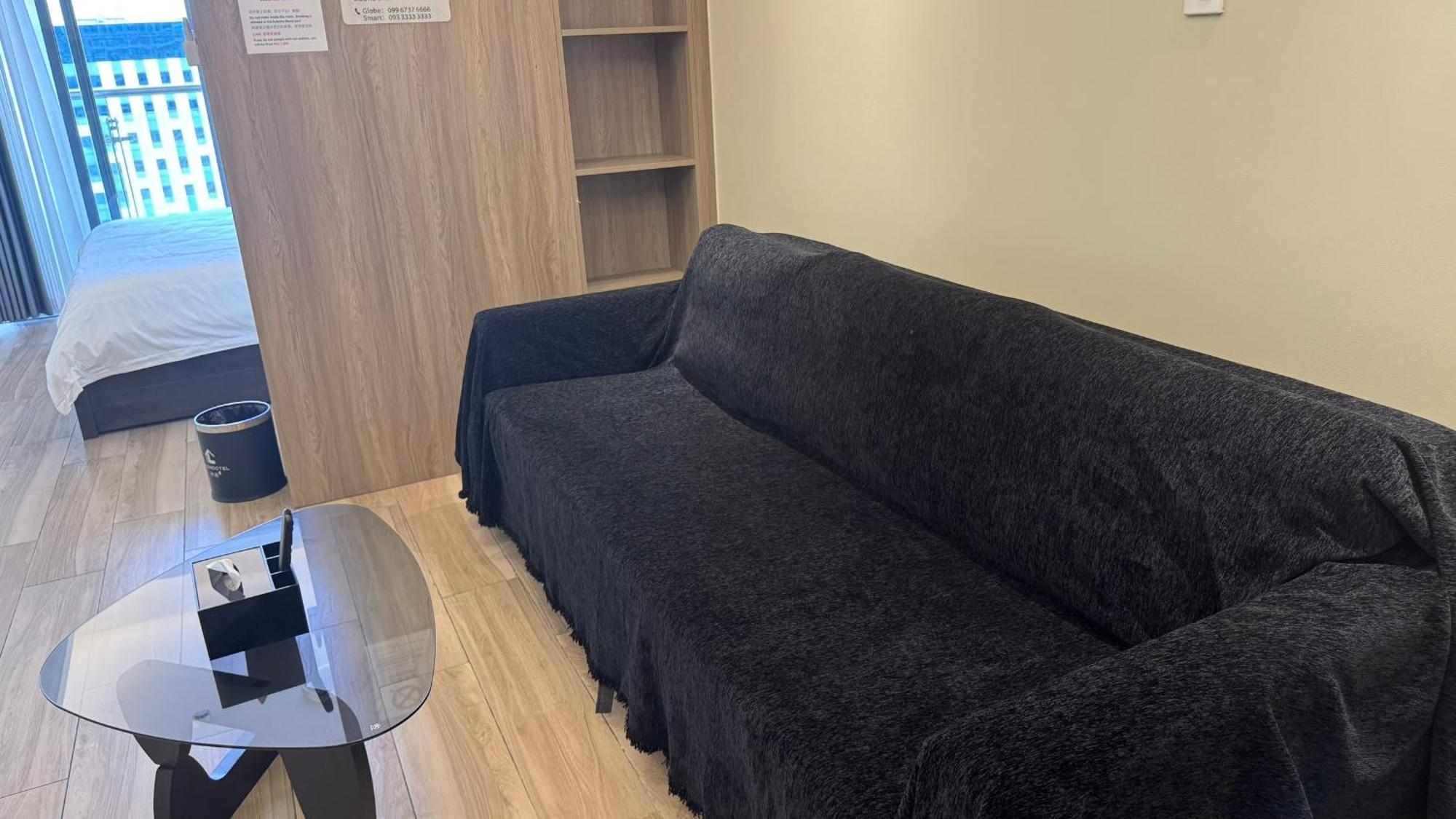 L Condotel Paranaque City Eksteriør billede