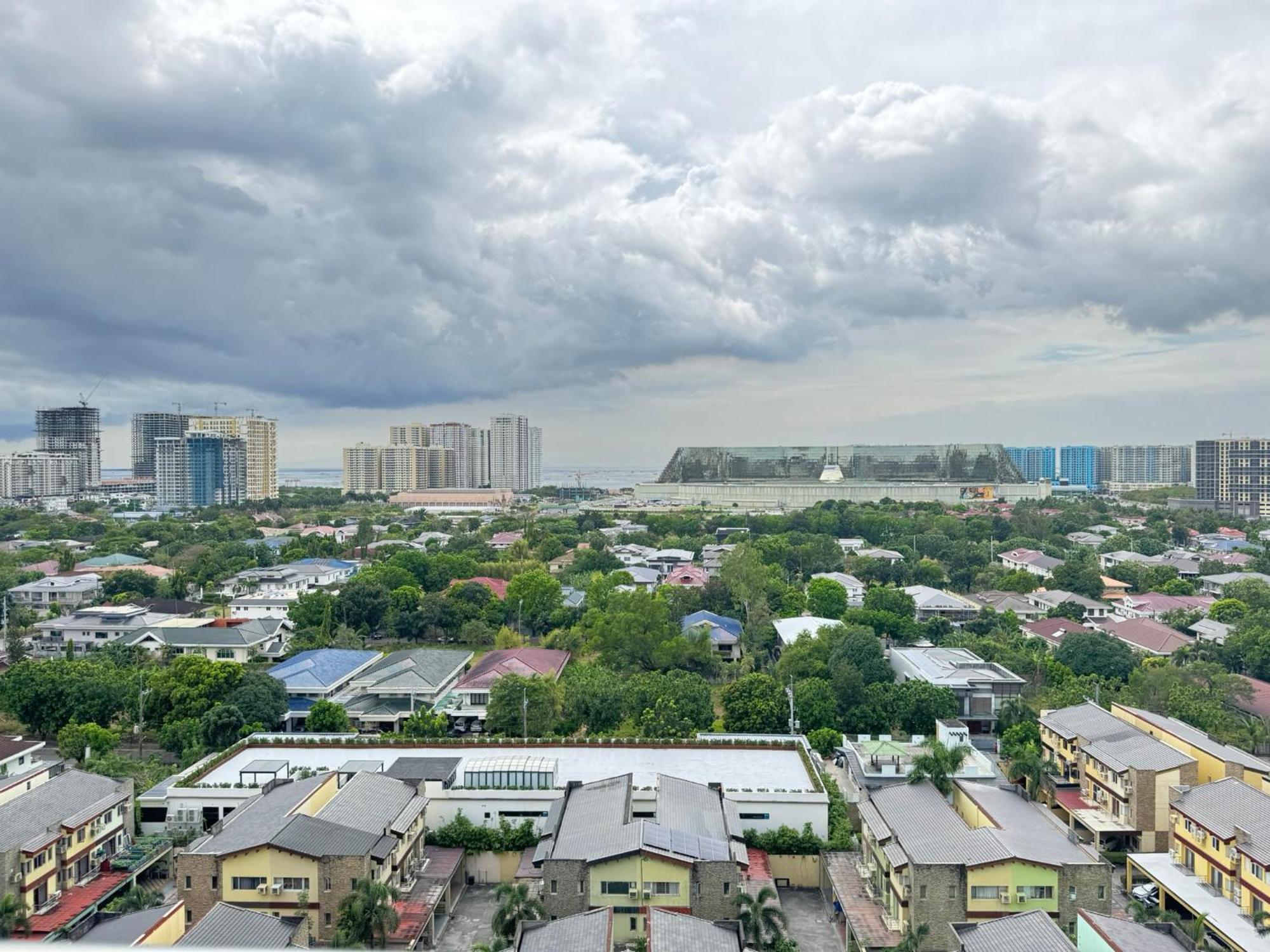 L Condotel Paranaque City Eksteriør billede