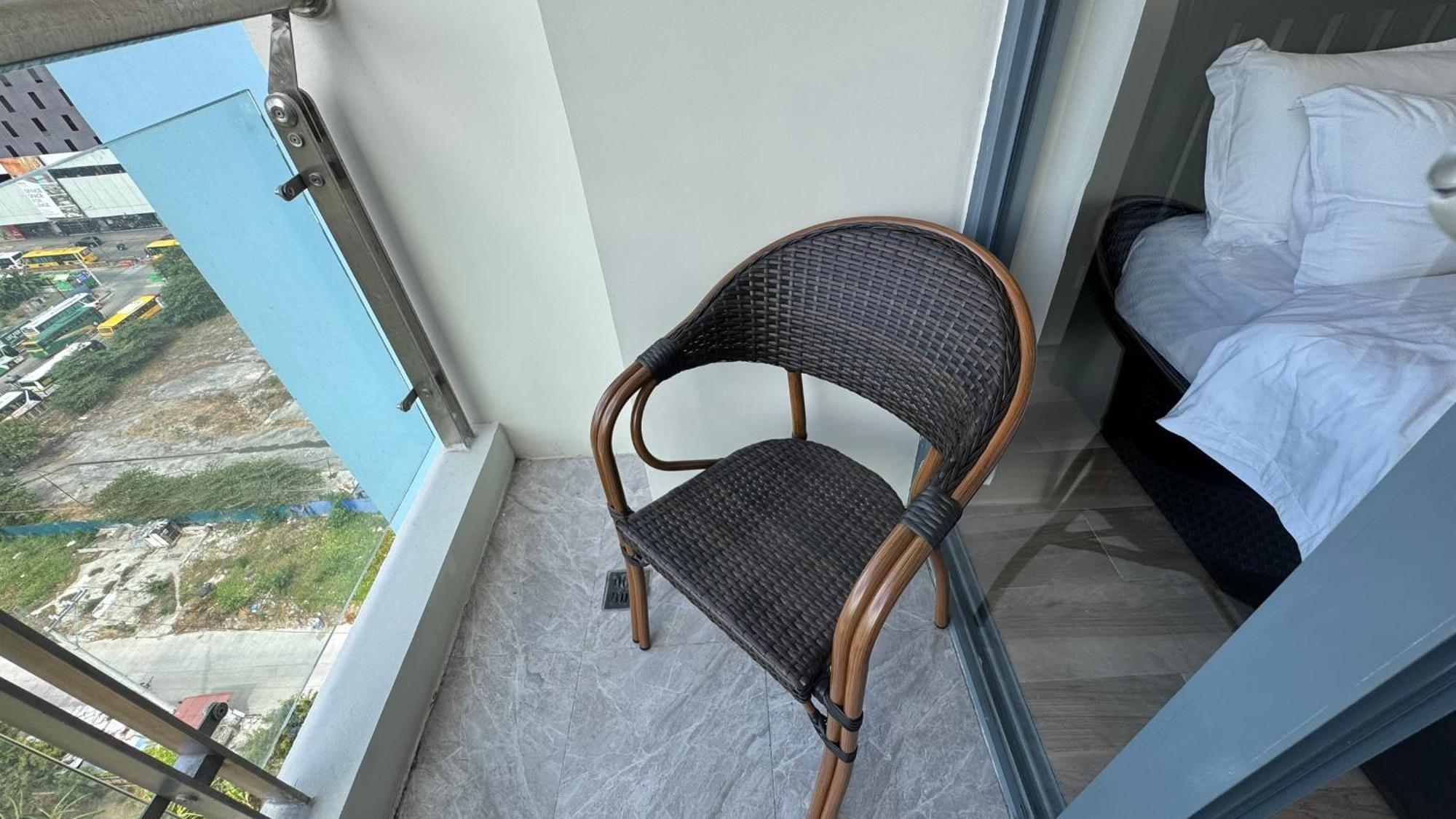 L Condotel Paranaque City Eksteriør billede